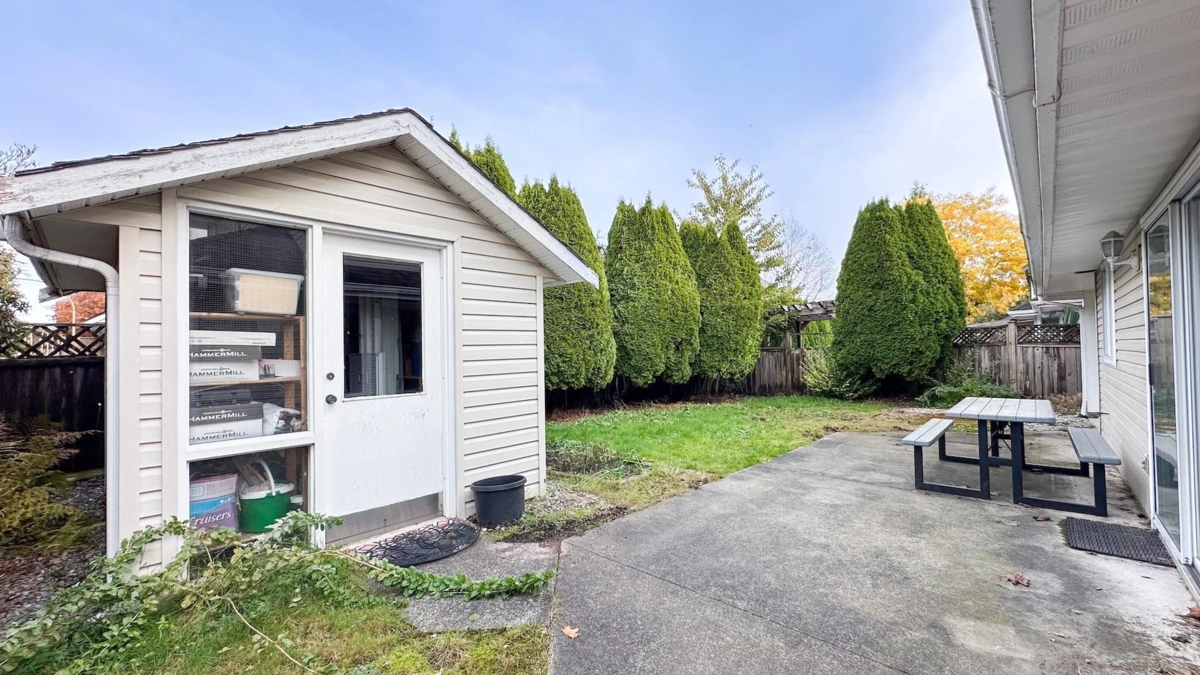 Neighborhood Park Photo Near 6159 45 Avenue, Delta, BC