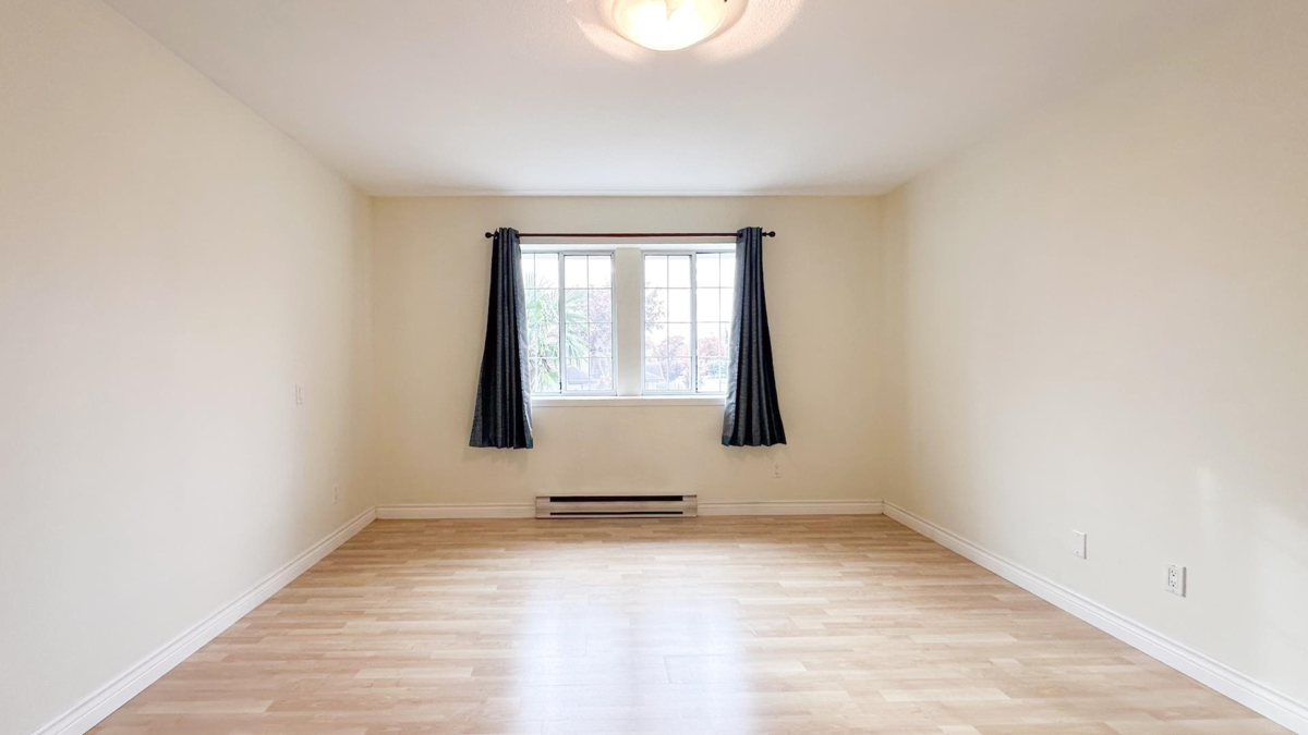 Staircase Photo of 6159 45 Avenue, Delta, BC