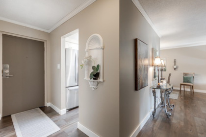 305 1351 Martin Street, White Rock, BC, White Rock — Apartment/Condo for sale