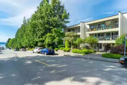305 1351 Martin Street, White Rock, BC, White Rock — Apartment/Condo for sale