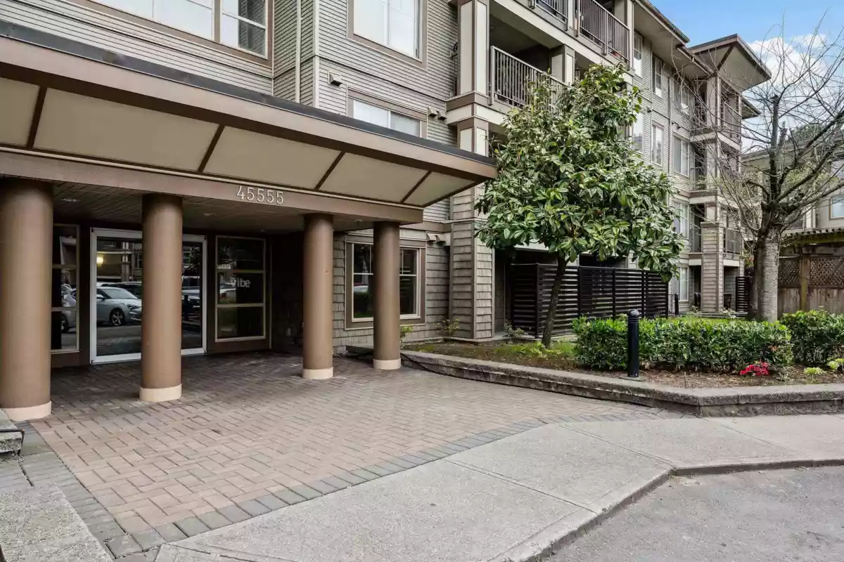 Exterior Rear Photo of 113 45555 Yale Road, Chilliwack, BC