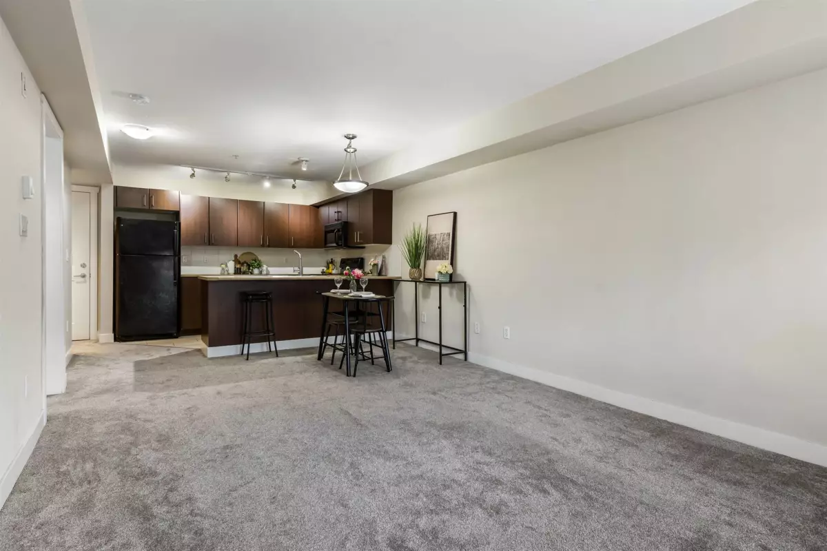 Powder Room Photo of 113 45555 Yale Road, Chilliwack, BC