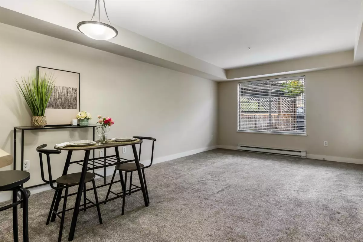 Primary Bedroom Photo of 113 45555 Yale Road, Chilliwack, BC