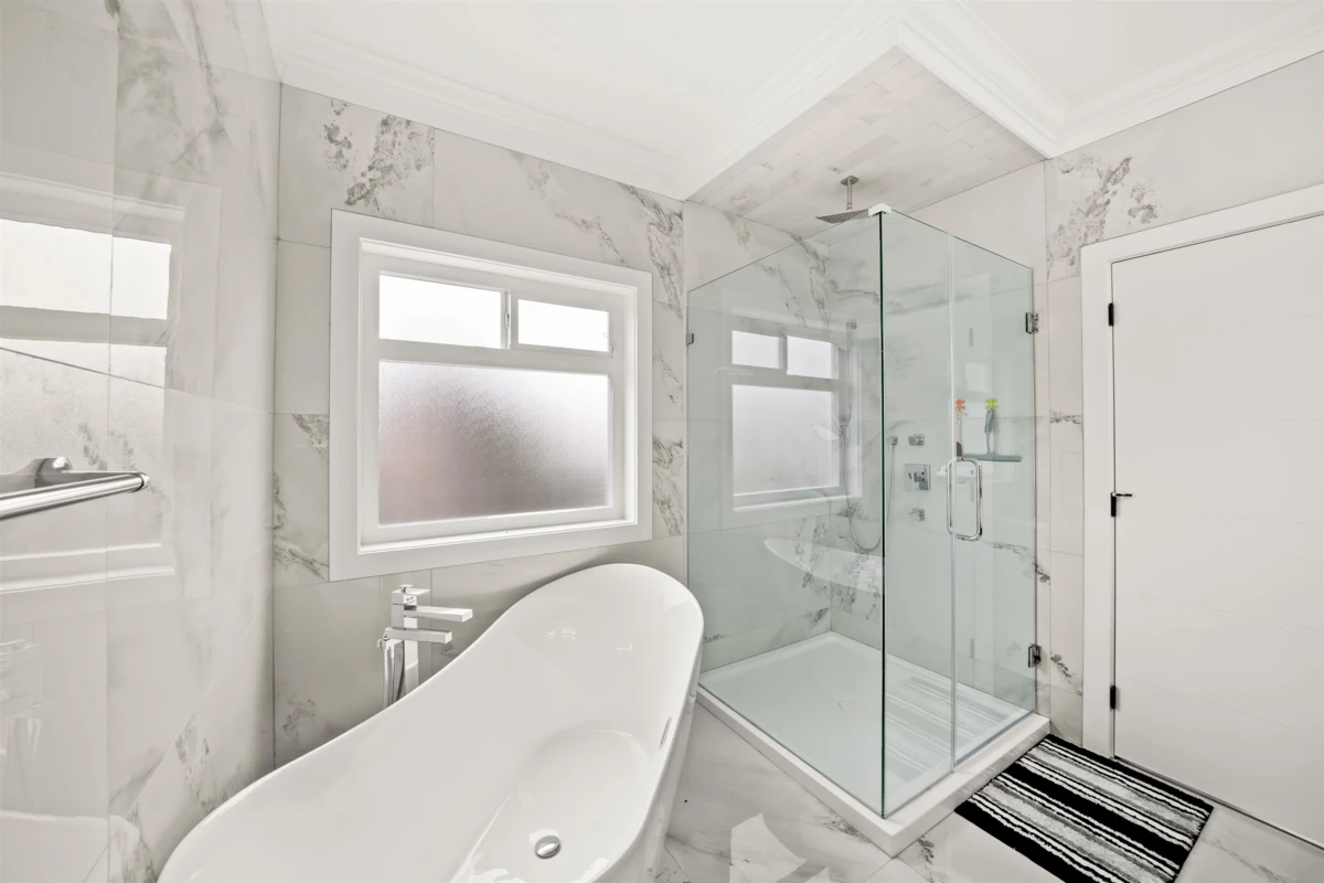 Powder Room Photo of 16117 108 Avenue, Surrey, BC