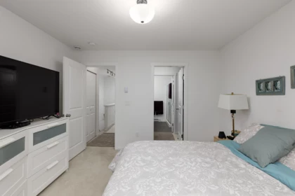 Primary Bathroom Photo of 32 8130 136a Street, Surrey, BC