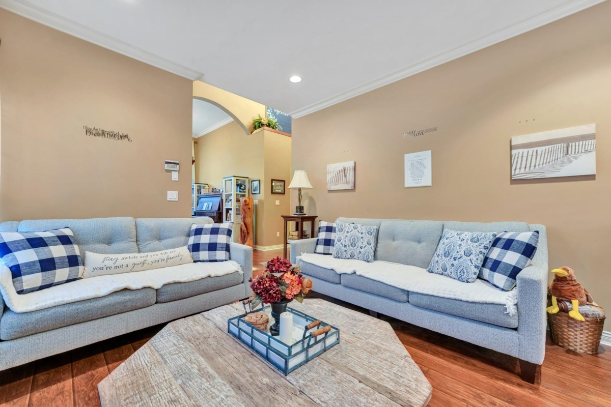 Breakfast Nook Photo of 12263 Mcmyn Avenue, Pitt Meadows, BC