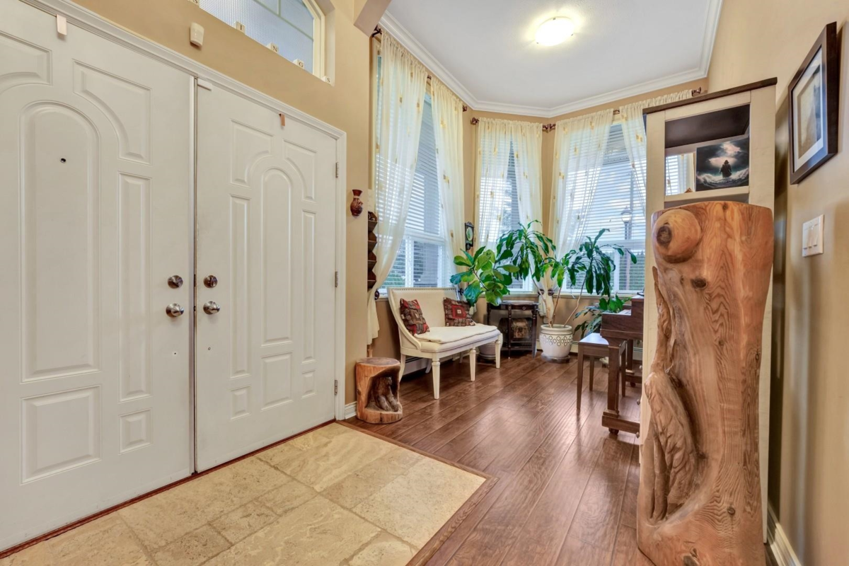 Dining Area Photo of 12263 Mcmyn Avenue, Pitt Meadows, BC