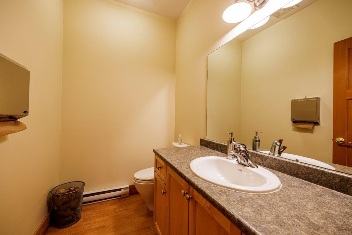 Bedroom 3 Photo of 475 Bowen Island Trunk Road, Bowen Island, BC