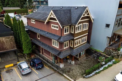 Pantry Photo of 475 Bowen Island Trunk Road, Bowen Island, BC