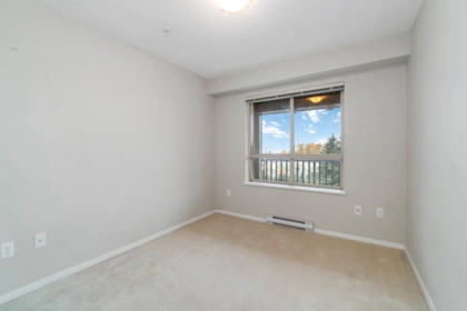Bedroom 3 Photo of 405 3110 Dayanee Springs Boulevard, Coquitlam, BC