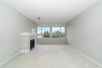 Breakfast Nook Photo of 405 3110 Dayanee Springs Boulevard, Coquitlam, BC