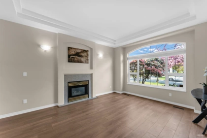 15674 101a Avenue, Surrey, BC, Surrey — Single Family Residence for sale