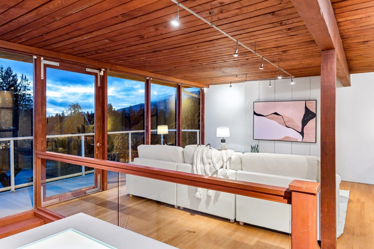 Front Yard Photo of 4150 Canterbury Crescent, North Vancouver, BC