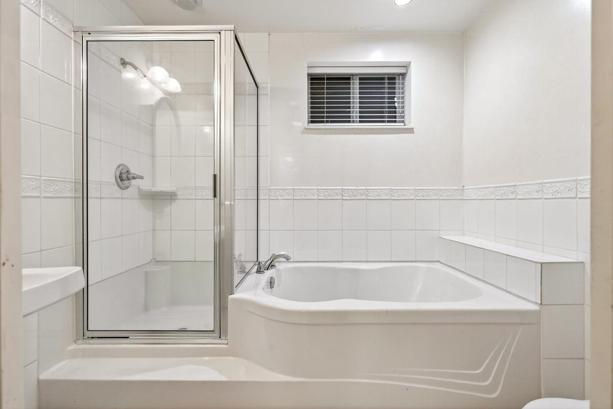 Outdoor Deck Photo of 4150 Canterbury Crescent, North Vancouver, BC