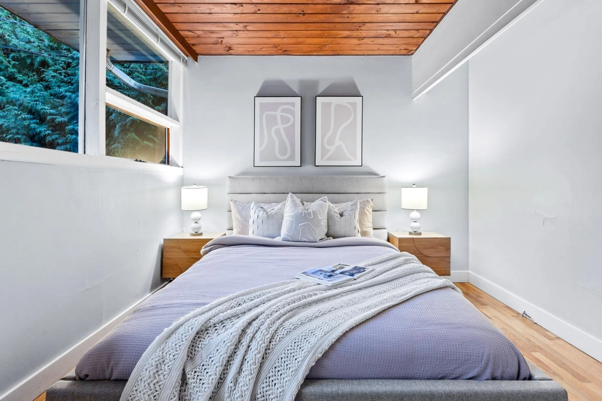 Powder Room Photo of 4150 Canterbury Crescent, North Vancouver, BC