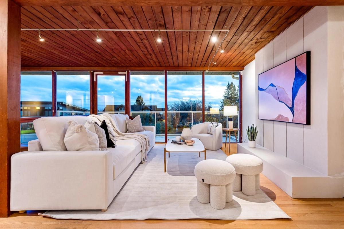 Swimming Pool Photo of 4150 Canterbury Crescent, North Vancouver, BC