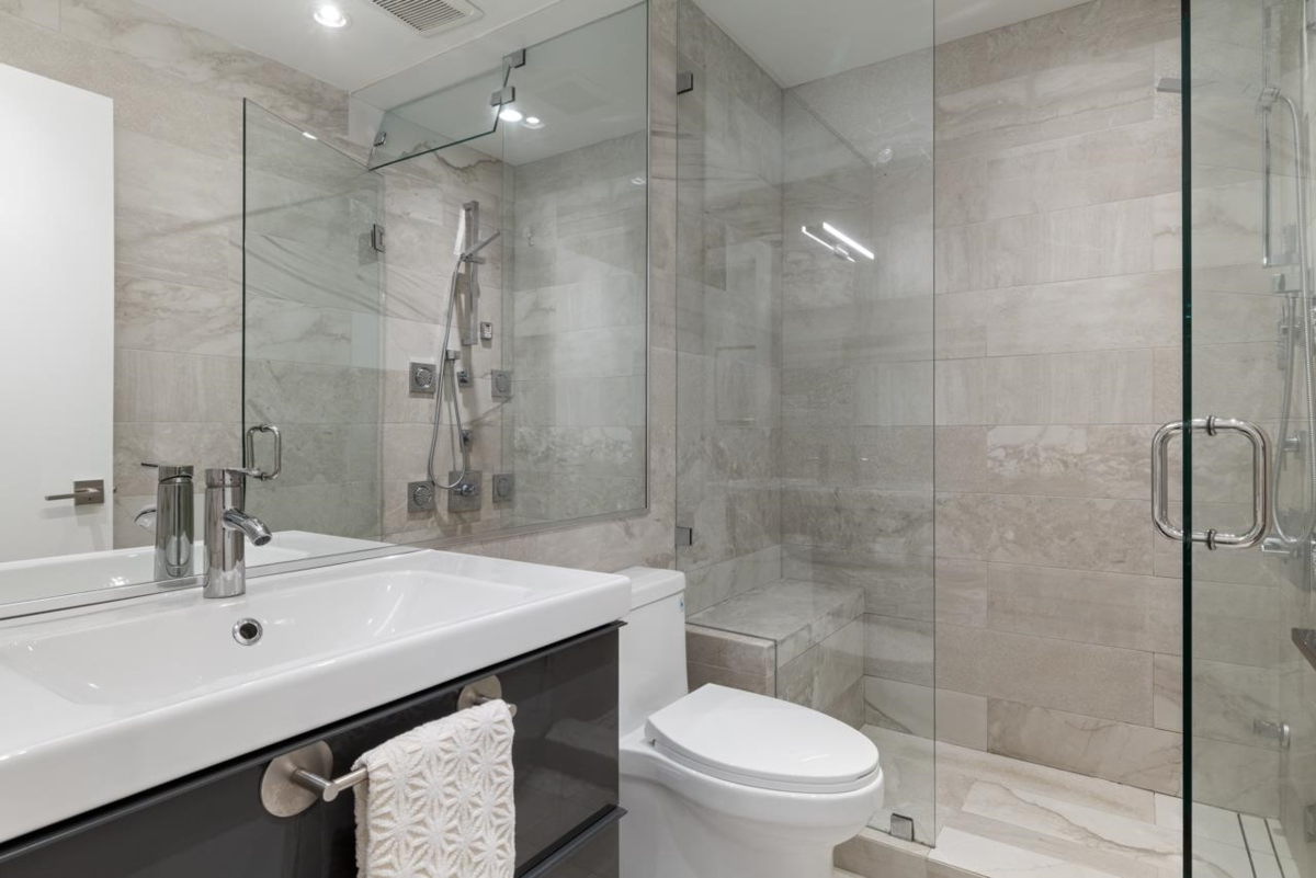 Loft / Bonus Room Photo of 308 755 W 15th Avenue, Vancouver, BC