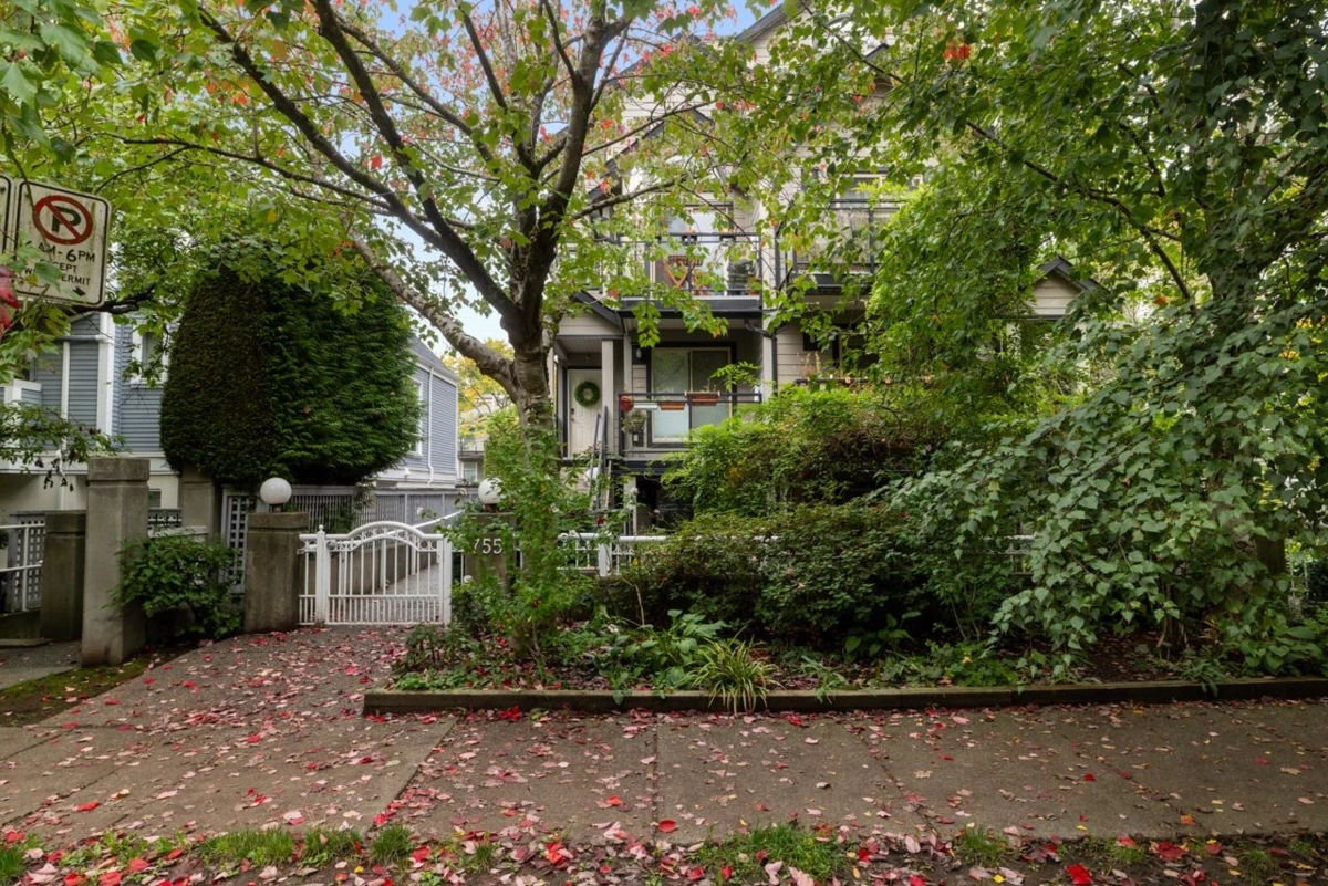Staircase Photo of 308 755 W 15th Avenue, Vancouver, BC