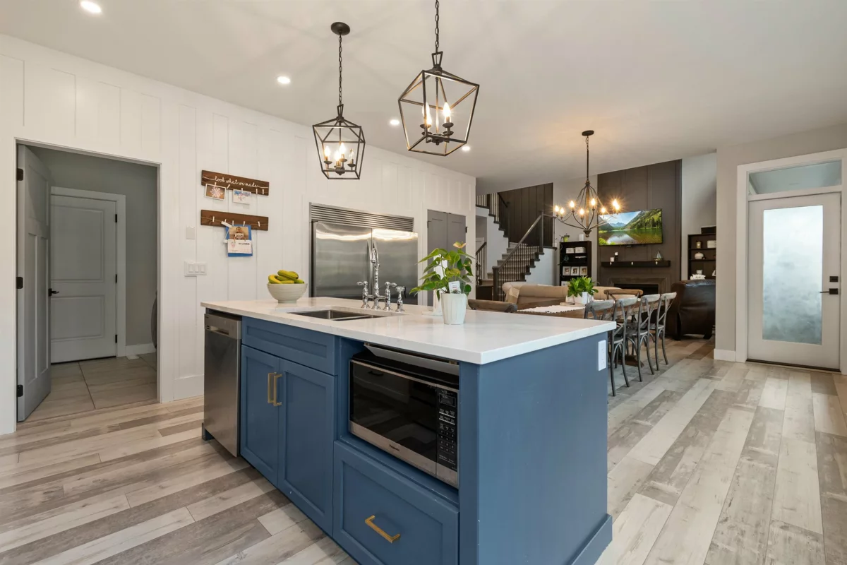 Dining Area Photo of 14 4550 Teskey Road, Chilliwack, BC