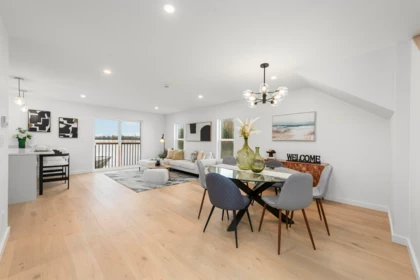 6911 Graybar Road, Richmond, BC