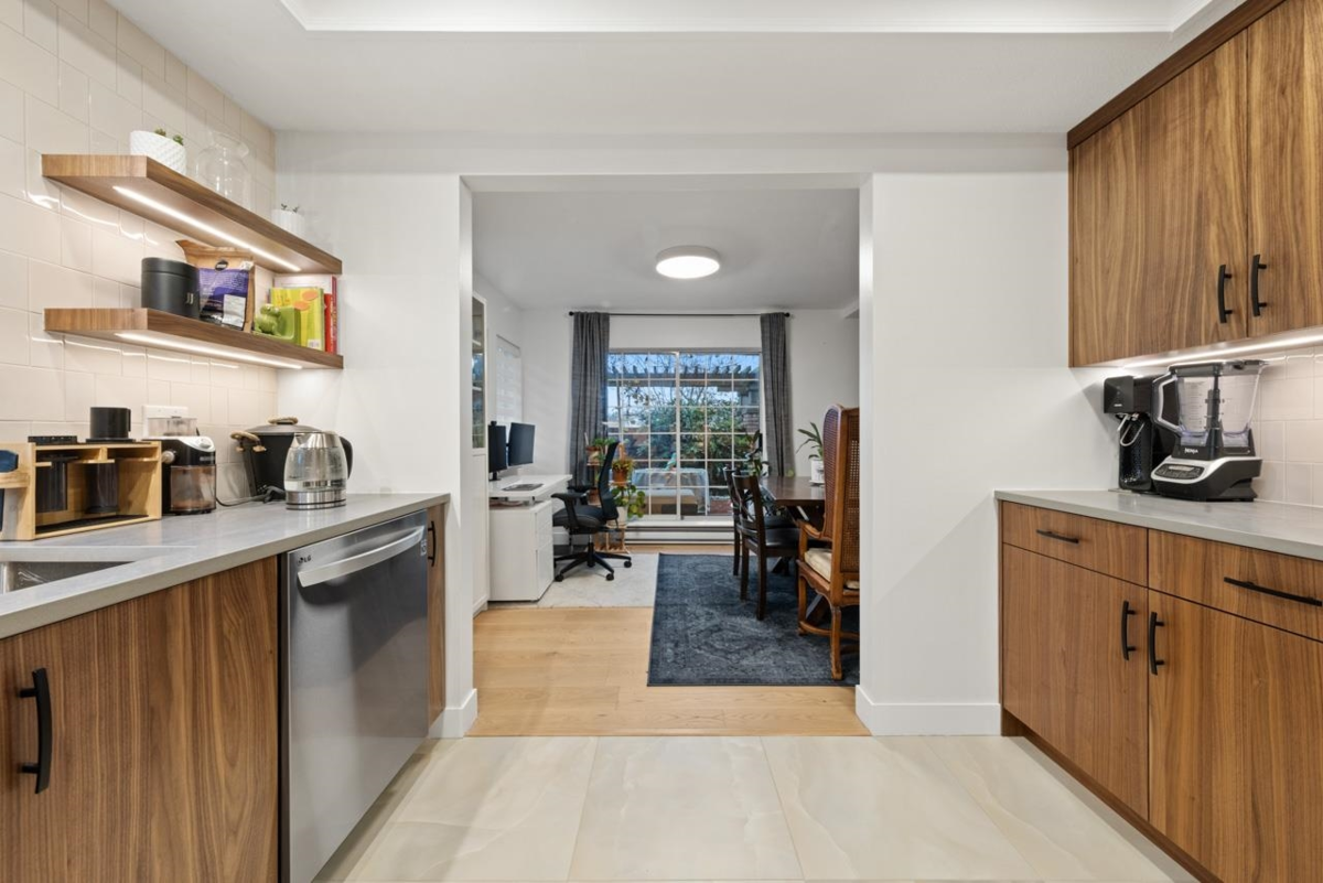 Dining Area Photo of 203 3401 Curle Avenue, Burnaby, BC