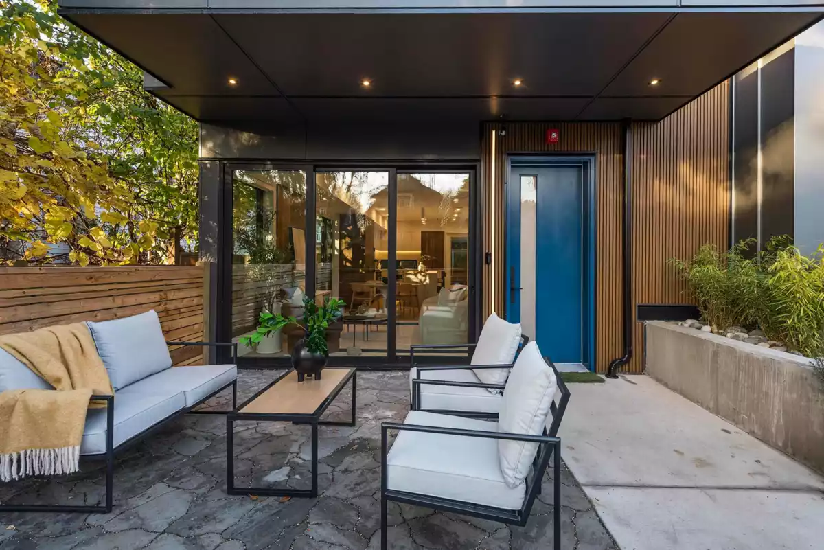 Pantry Photo of 2 275 W 17th Avenue, Vancouver, BC