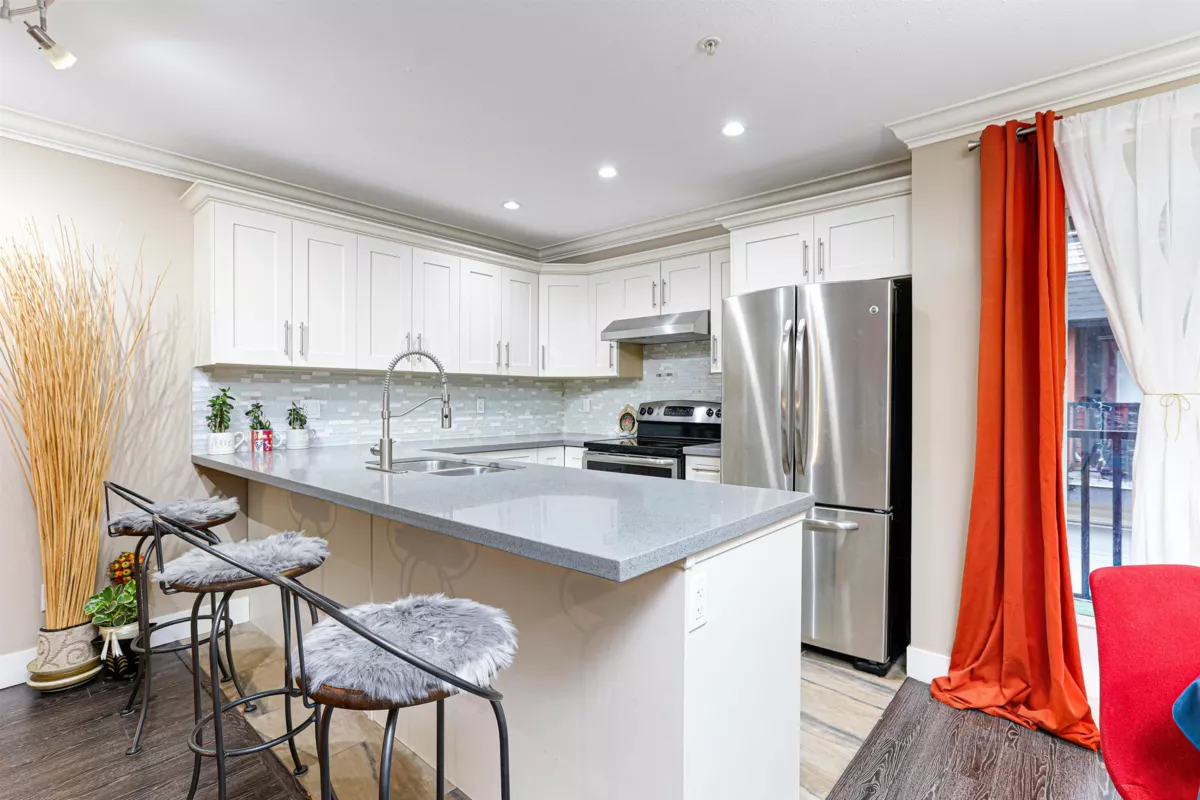 Bedroom 2 Photo of 5 305 Jardine Street, New Westminster, BC