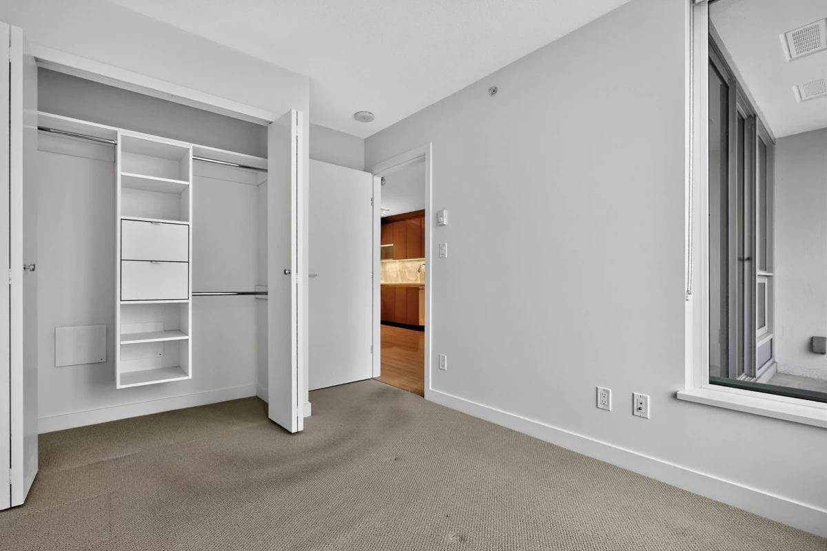 Breakfast Nook Photo of 3008 13696 100 Avenue, Surrey, BC