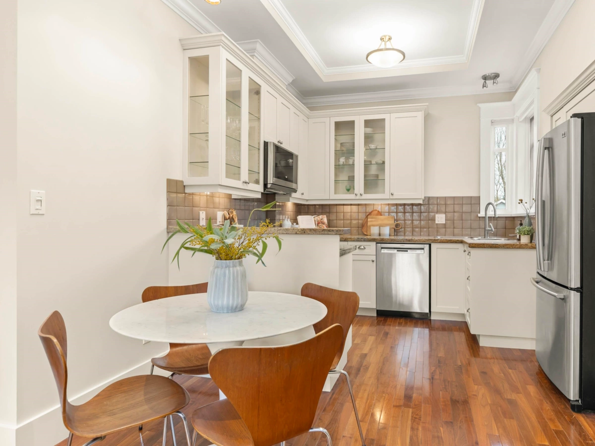 Guest Bathroom Photo of 3540 W 5th Avenue, Vancouver, BC