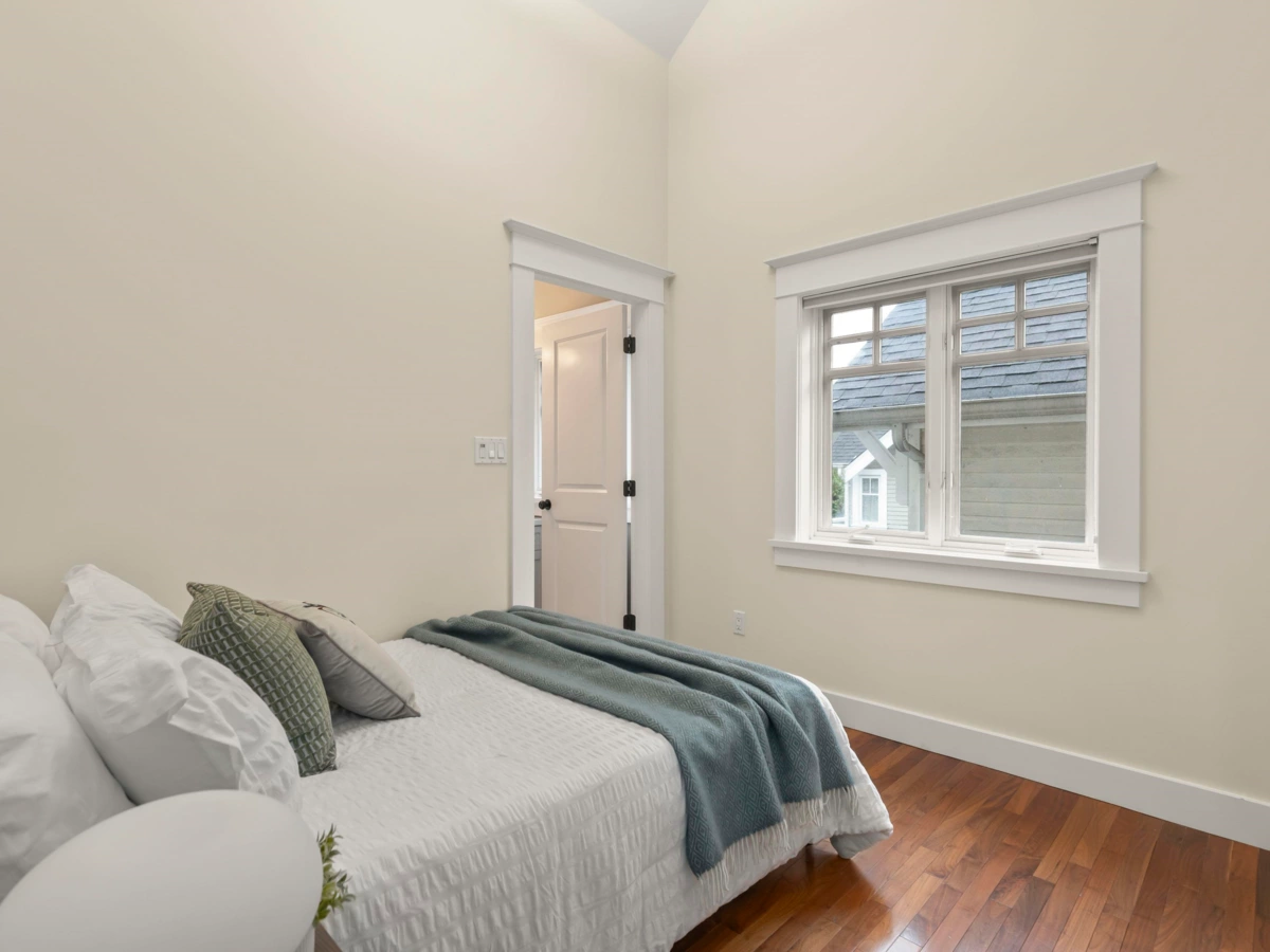 Swimming Pool Photo of 3540 W 5th Avenue, Vancouver, BC