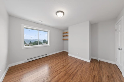 Hallway Photo of 2562 Fuchsia Place, Coquitlam, BC
