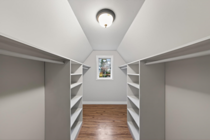 Mudroom Photo of 2562 Fuchsia Place, Coquitlam, BC