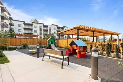 Outdoor Patio Photo of 311 20286 72b Avenue, Langley, BC