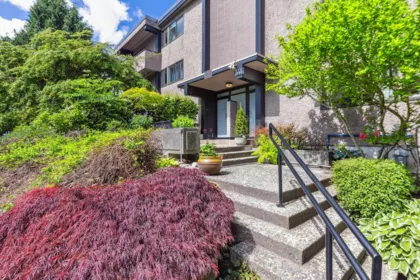 205 341 Mahon Avenue, North Vancouver, BC, North Vancouver — Apartment/Condo for sale