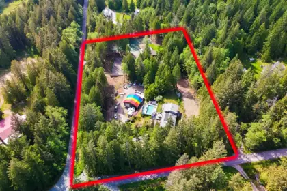 3318-42 Linwood Road, Roberts Creek, BC, Roberts Creek — Single Family Residence for sale