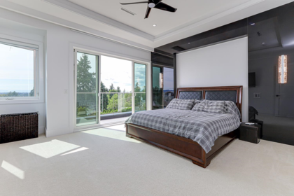 Hallway Photo of 5920 181 Street, Surrey, BC