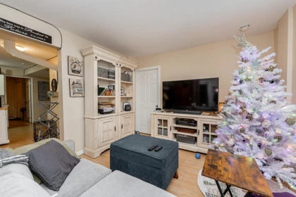 Mudroom Photo of 18340 63a Avenue, Surrey, BC