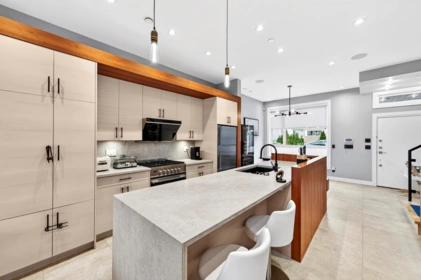 Kitchen Island Photo of 969 W 18th Avenue, Vancouver, BC