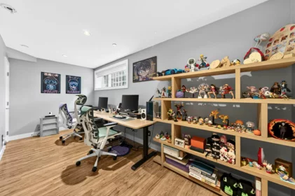 Laundry Room Photo of 969 W 18th Avenue, Vancouver, BC