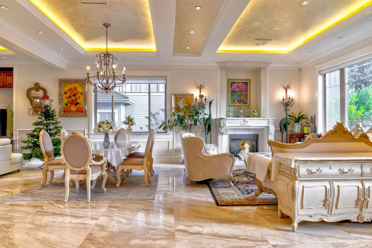 Breakfast Nook Photo of 2237 W 37th Avenue, Vancouver, BC