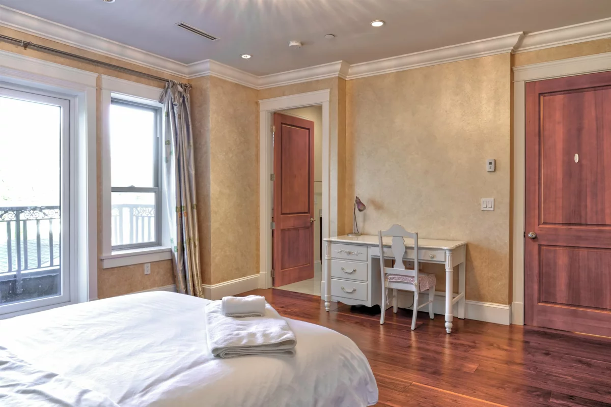 Powder Room Photo of 2237 W 37th Avenue, Vancouver, BC