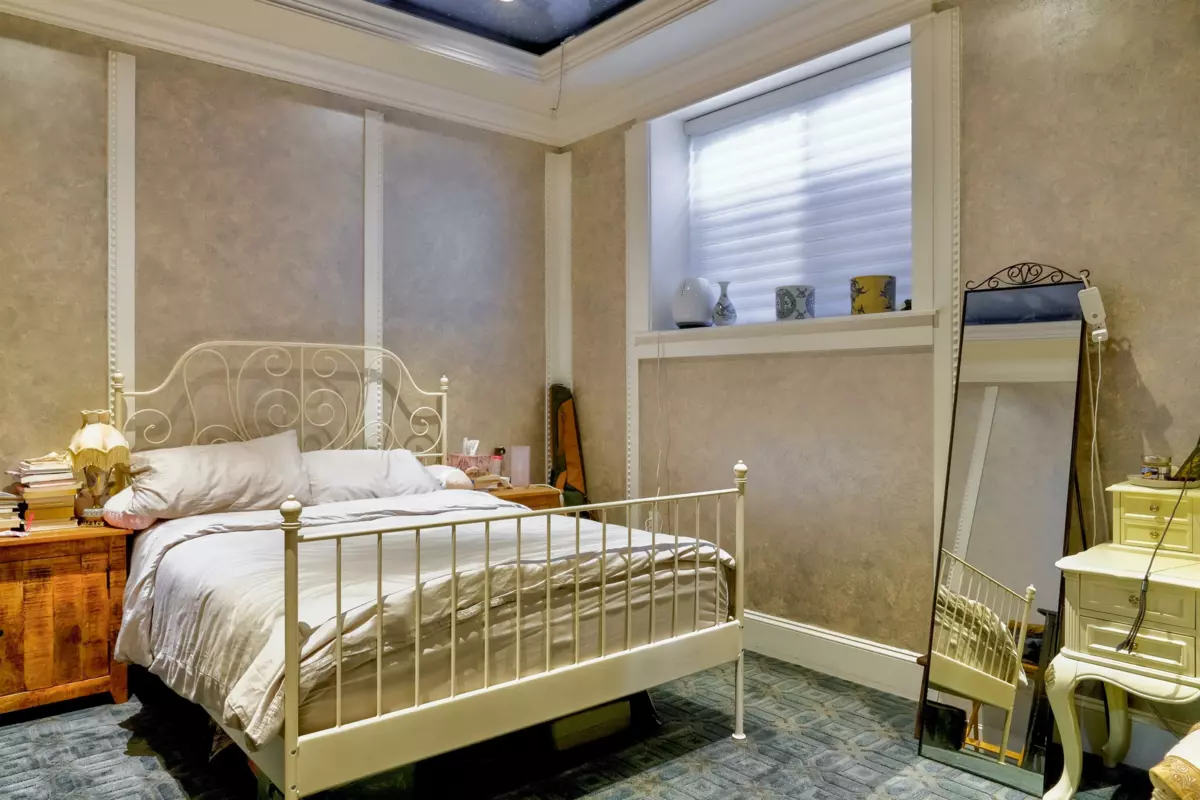 Staircase Photo of 2237 W 37th Avenue, Vancouver, BC