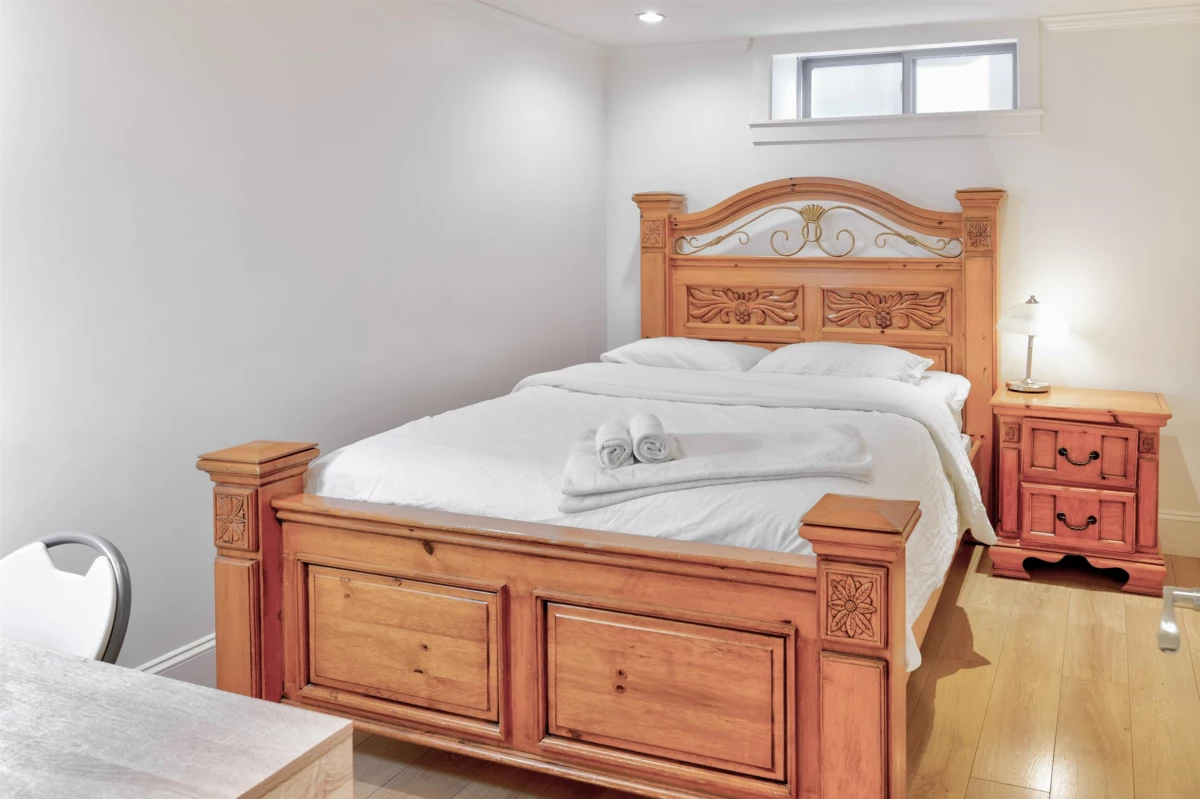 Swimming Pool Photo of 2237 W 37th Avenue, Vancouver, BC