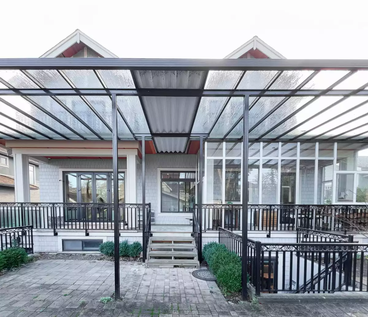 Walk-In Closet Photo of 2237 W 37th Avenue, Vancouver, BC