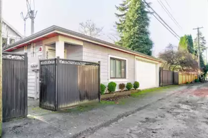 Fitness Center Photo Near 2237 W 37th Avenue, Vancouver, BC