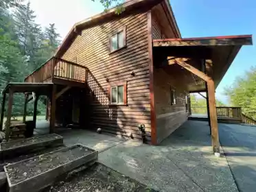 Outdoor Kitchen Photo of 6981 Marble Hill Road, Chilliwack, BC
