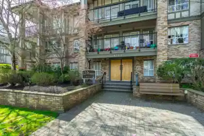 412 8717 160 Street, Surrey, BC, Surrey — Apartment/Condo for sale