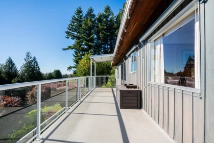 Entry Foyer Photo of 33172 Hill Avenue, Mission, BC