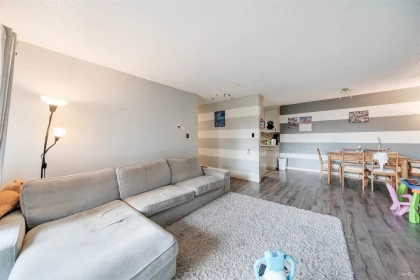 Basement Recreation Room Photo of 201 14925 100 Avenue, Surrey, BC
