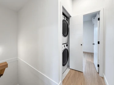 Loft / Bonus Room Photo of 18 10233 No. 2 Road, Richmond, BC